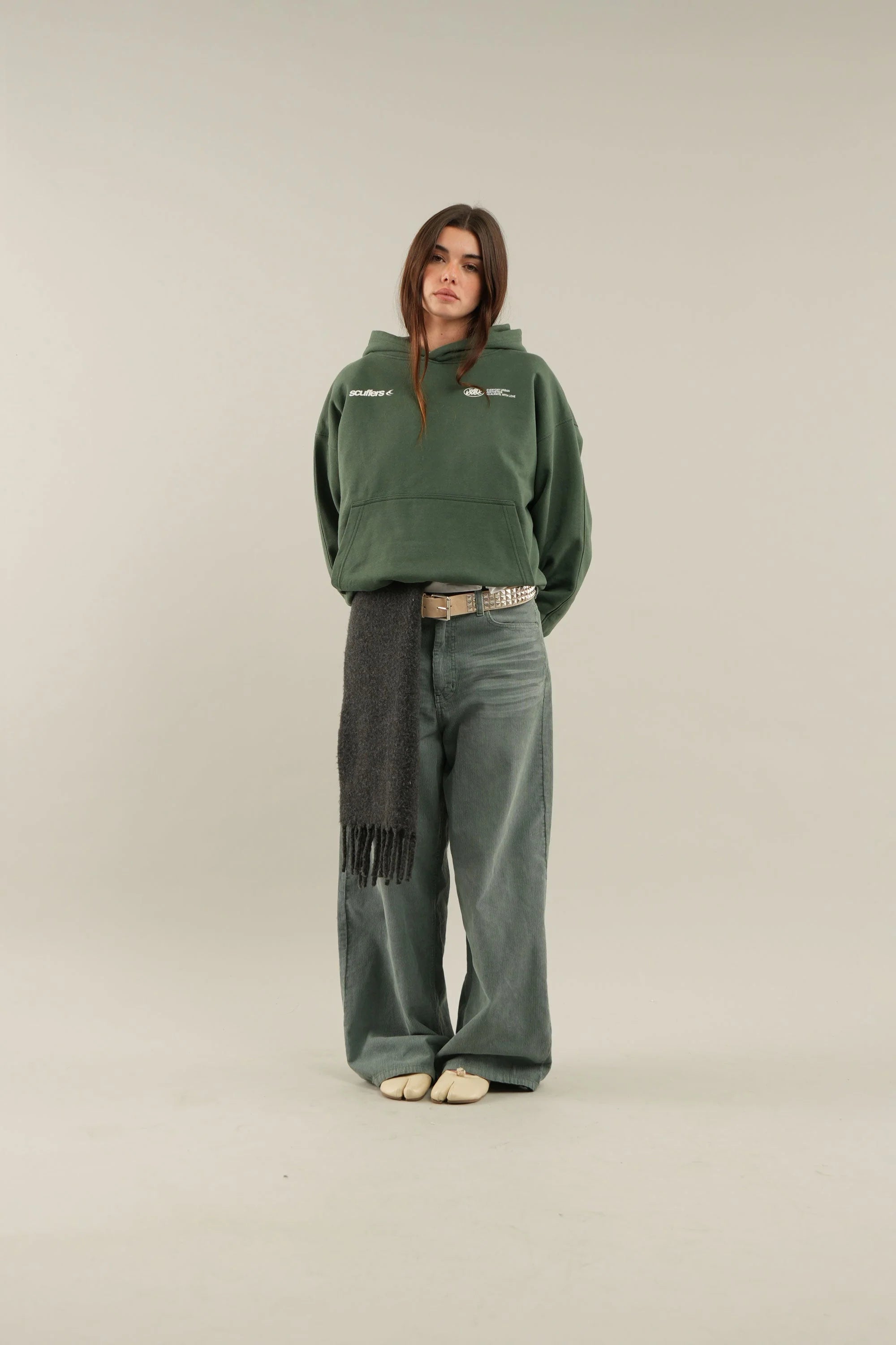 Bénéficiez de 70 % de réduction sur le Sweat à Capuche With Love aujourd'hui seulement 💕