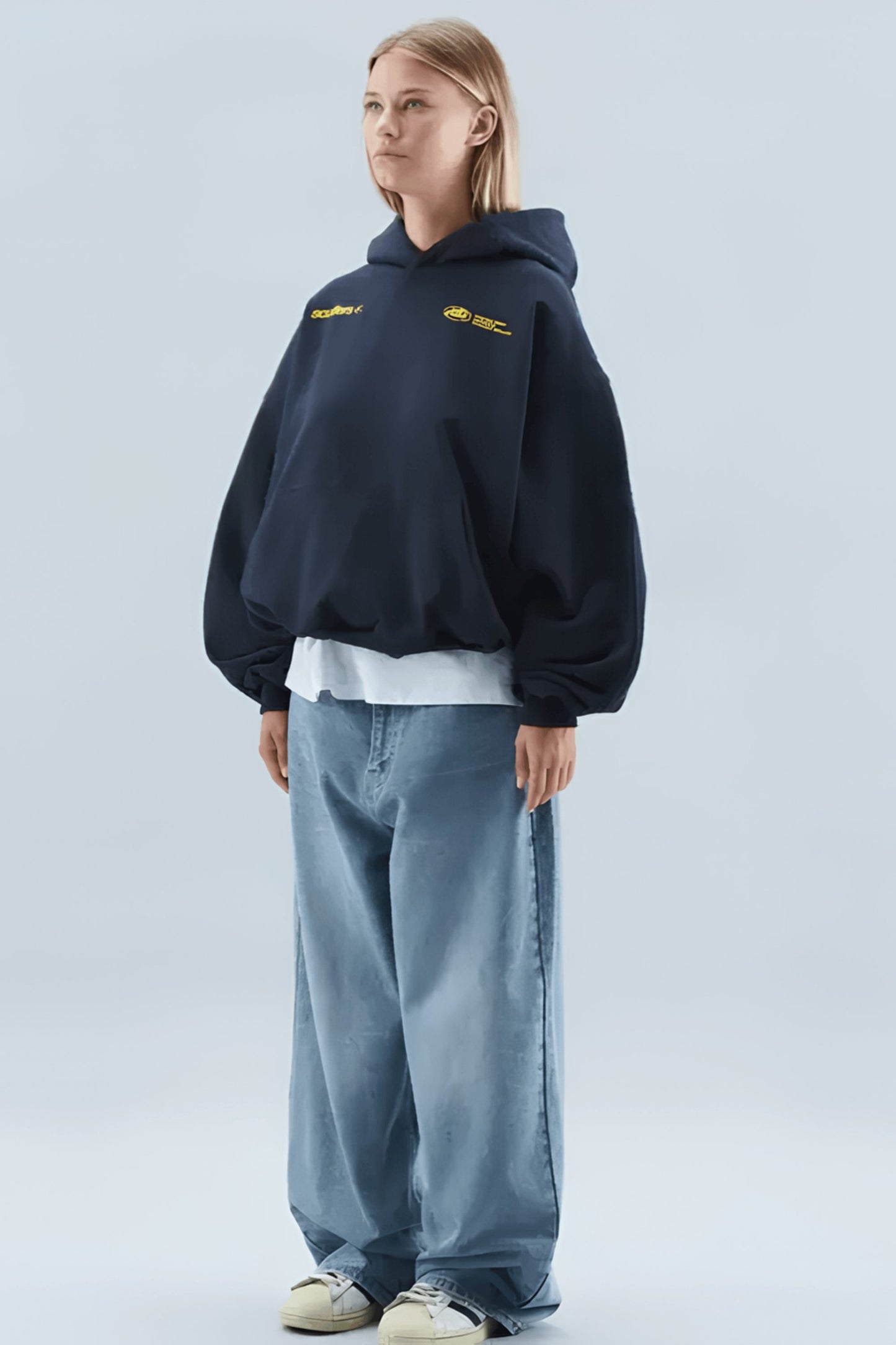 Bénéficiez de 70 % de réduction sur le Sweat à Capuche With Love aujourd'hui seulement 💕